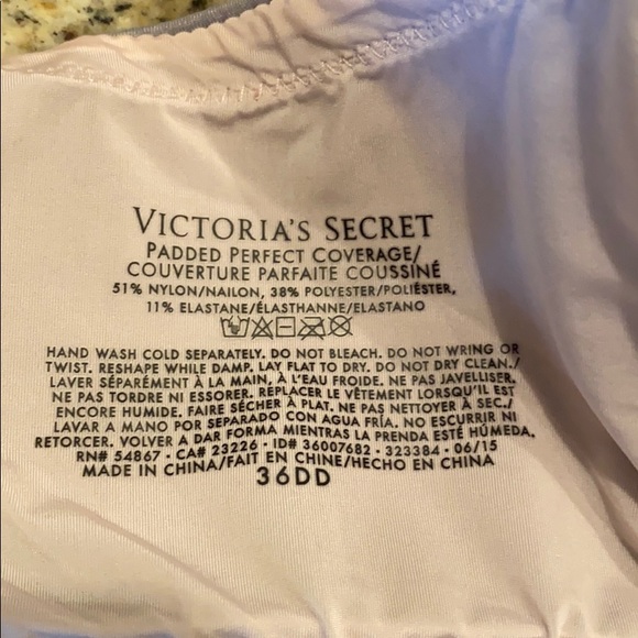 Victoria’s Secret Padded Perfect Coverage Bra - Picture 3 of 5